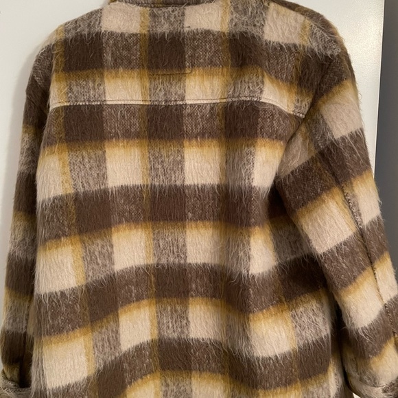 ONLY shaggy shacket - Picture 5 of 5